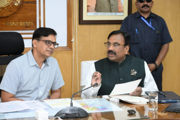चंद्रपूर आणि बल्लारपूर रेल्वे स्थानके देशातील आदर्श स्थानके व्हावीत – आ. सुधीर मुनगंटीवार